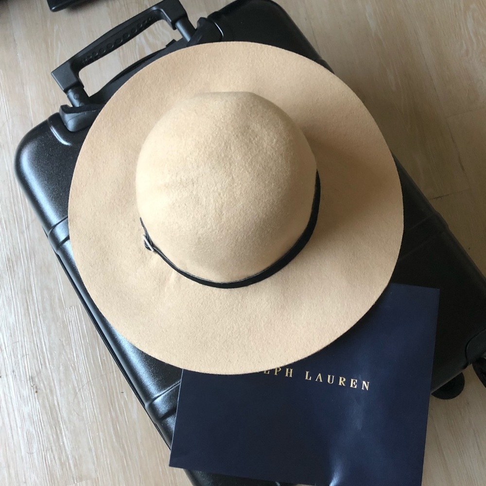 Club Monaco 100% Wool Hat